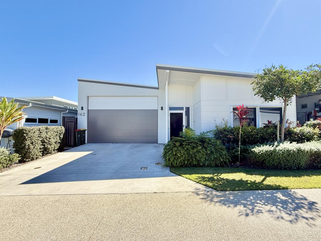 162/1 Latitude Bvd, Nikenbah, QLD 4655