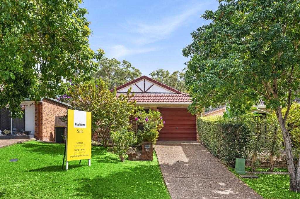 8 Selwyn Cl, Forest Lake, QLD 4078