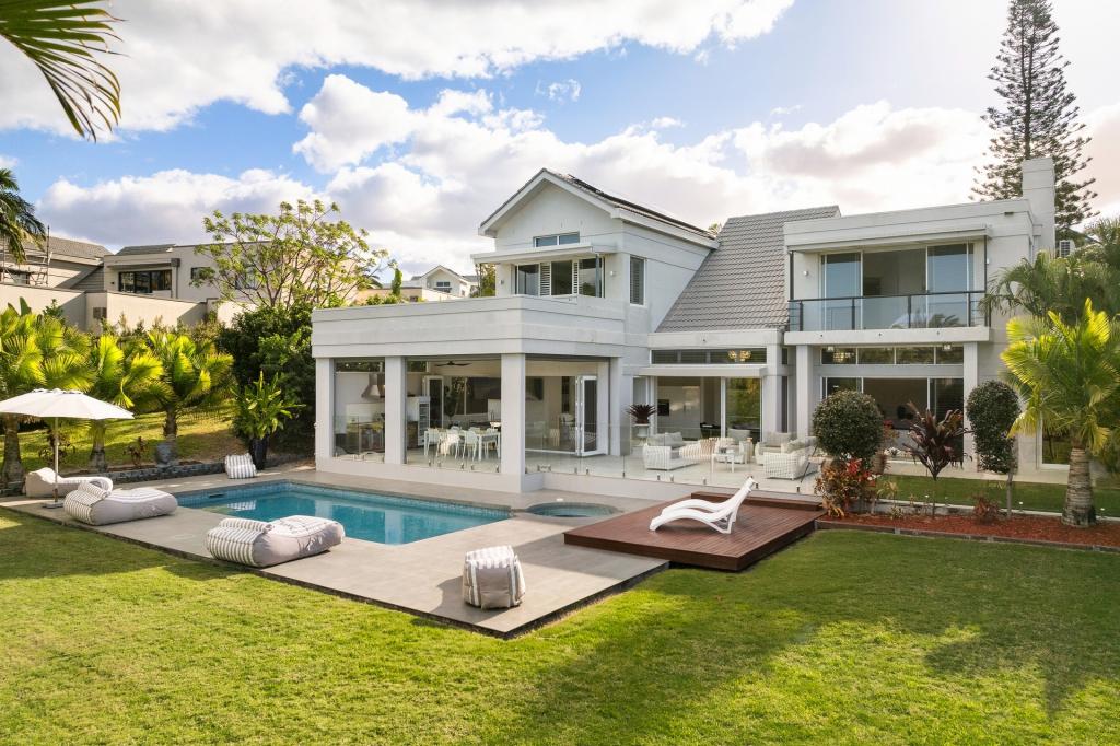6262 Broken Hills Dr, Hope Island, QLD 4212