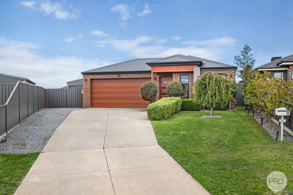 13 Angus Cl, Delacombe, VIC 3356