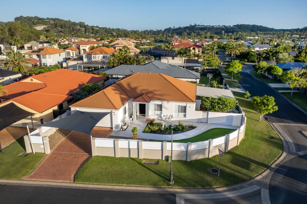52 Tropicana Cct, Burleigh Waters, QLD 4220