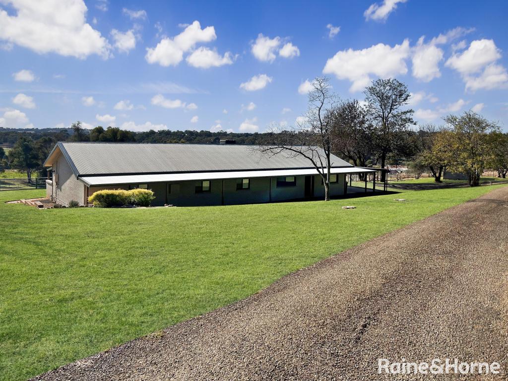 151 Willawong St, Young, NSW 2594