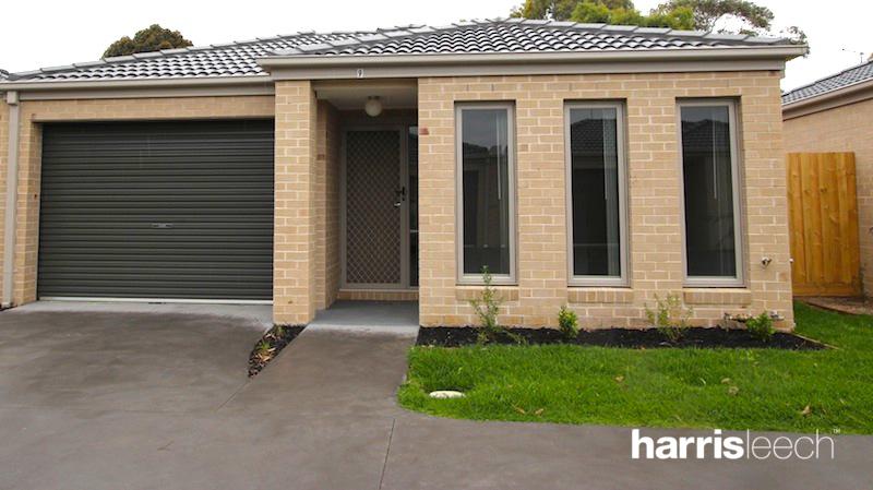 9/34 Sir Thomas Dr, Pakenham, VIC 3810