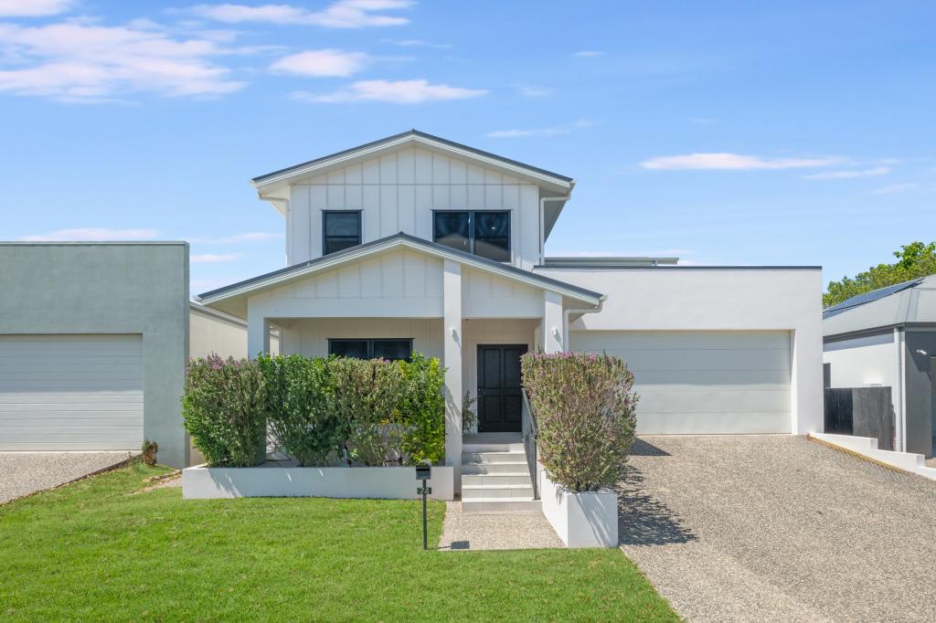 74 TOURNAMENT DR, ROSSLEA, QLD 4812