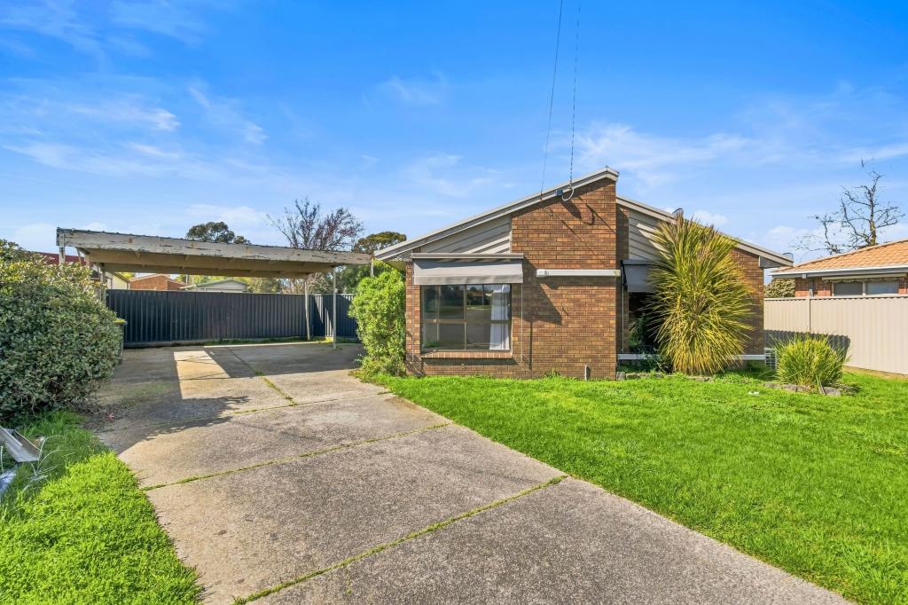 5 Cook Cl, Sebastopol, VIC 3356