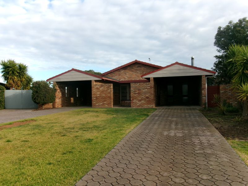 286 Noyes St, Deniliquin, NSW 2710