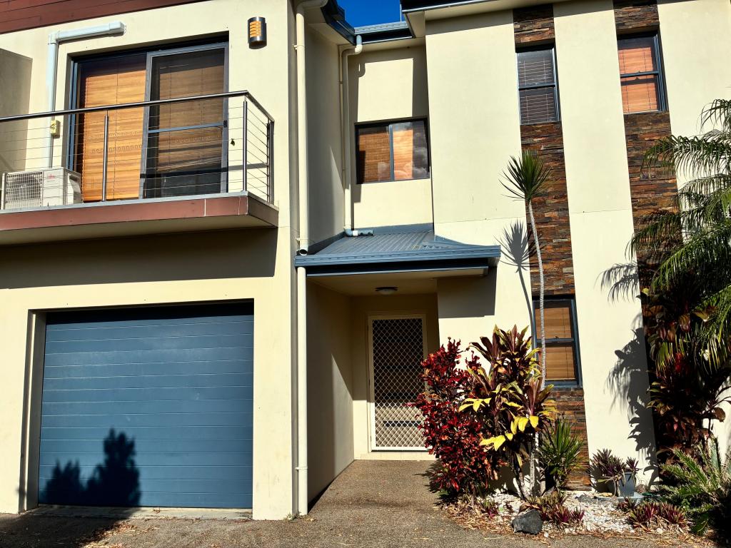 10/243 Torquay Tce, Torquay, QLD 4655