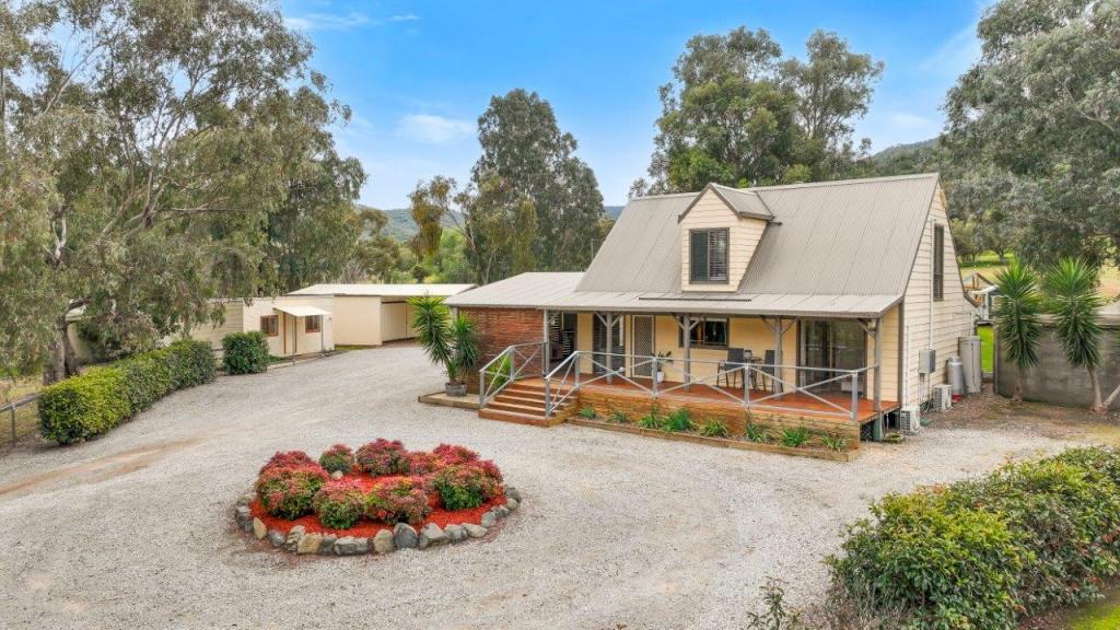 1091 Upper Moore Creek Rd, Moore Creek, NSW 2340