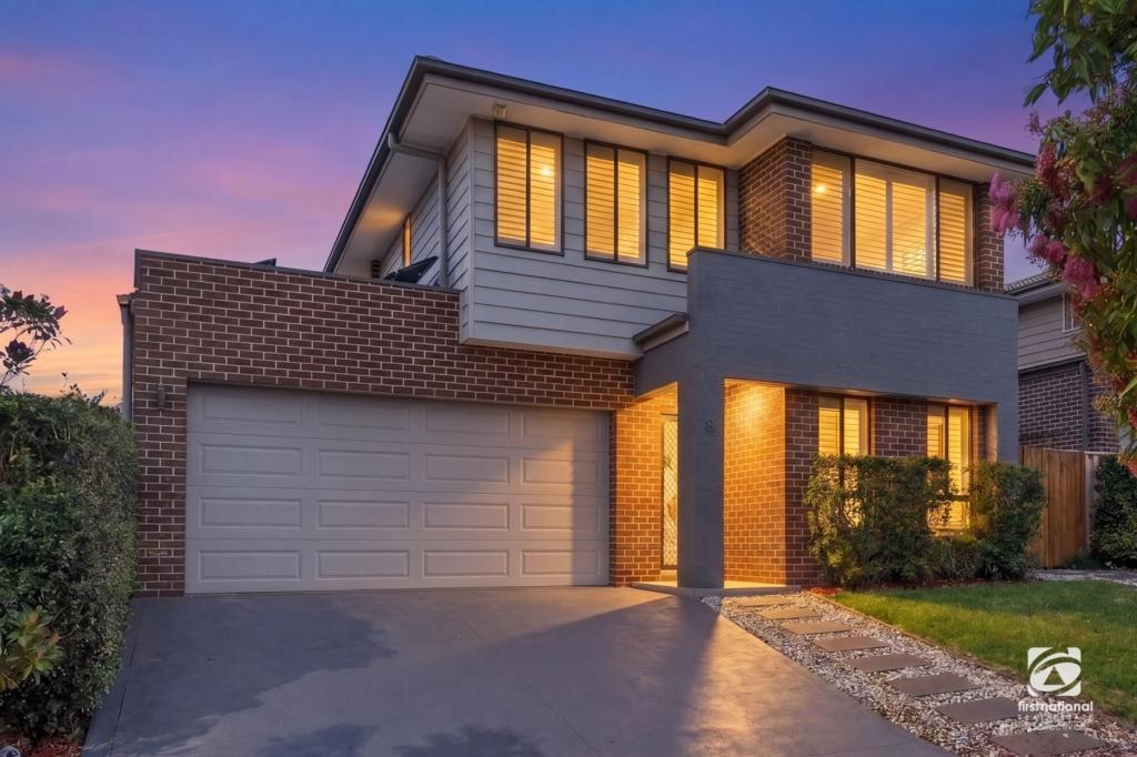 8 Higgins Ave, Elderslie, NSW 2570