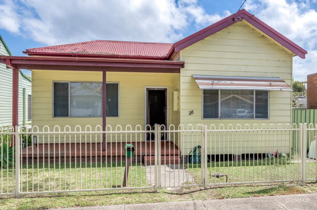 28 Walsh St, Mayfield East, NSW 2304