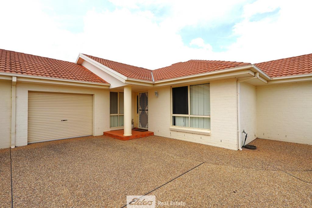 30b Dickson Rd, Griffith, NSW 2680