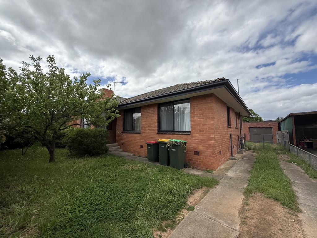15 Hickory St, Werribee, VIC 3030