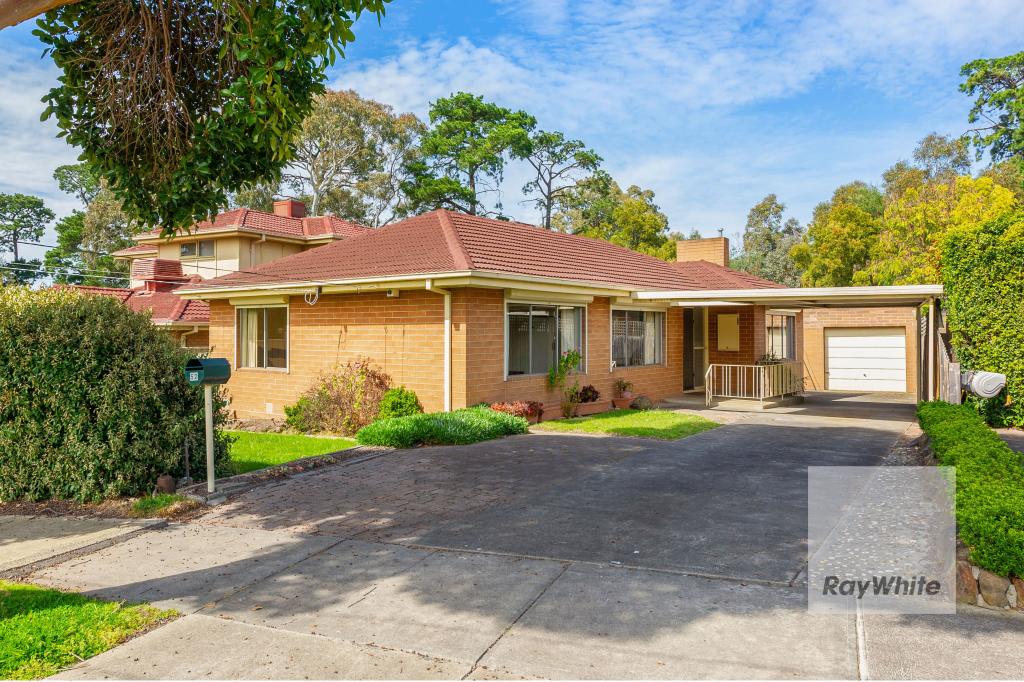 52 MORETON CRES, BUNDOORA, VIC 3083