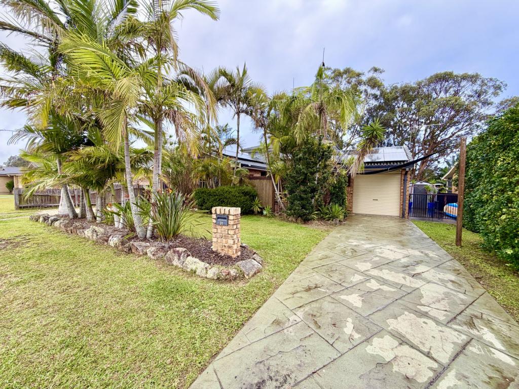 31 Gannet Cres, Old Bar, NSW 2430