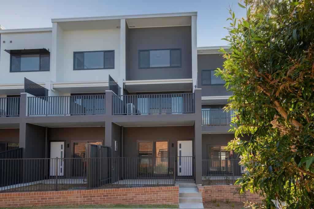 3/2 CORYMBIA WAY, WARATAH WEST, NSW 2298