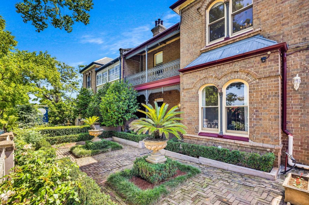 32 Hill St, Camden, NSW 2570