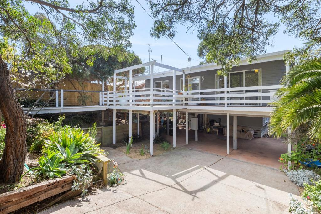 17 Seagull Gr, Ocean Grove, VIC 3226