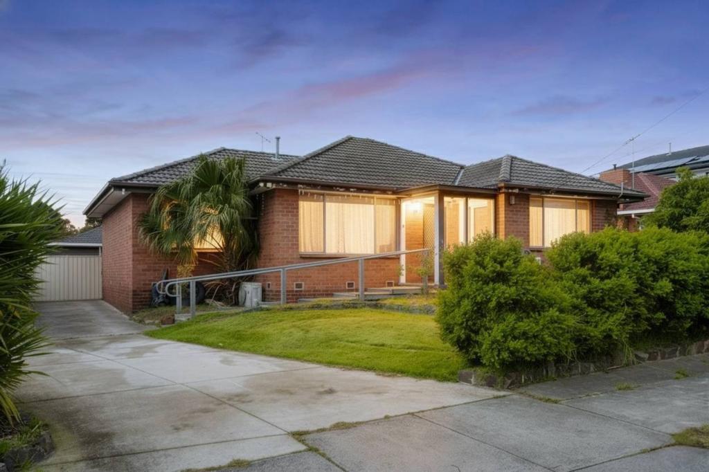 27 HANLETH AVE, SPRINGVALE, VIC 3171