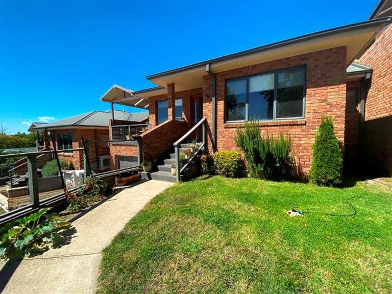 2/10 Mckay Cres, Orange, NSW 2800