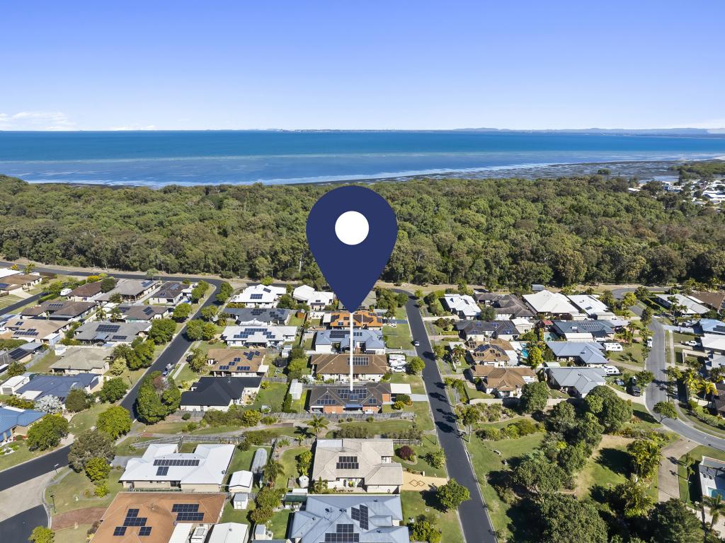 16 Middle Cove Ct, Sandstone Point, QLD 4511