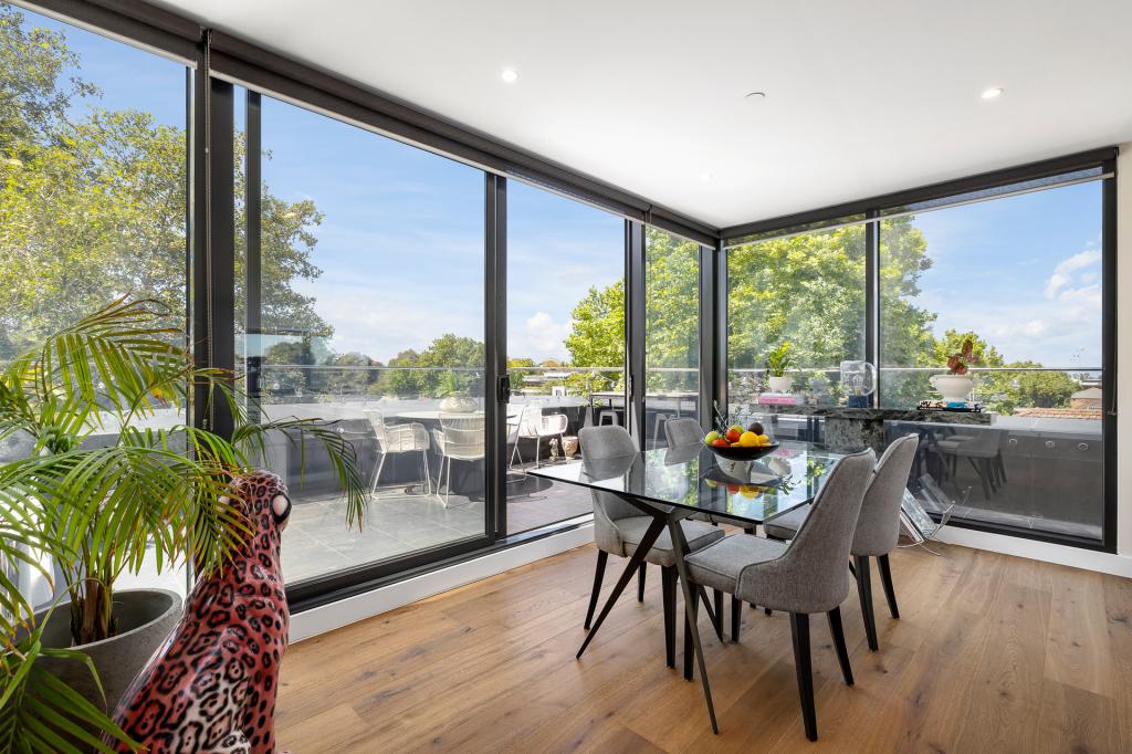 305/2 Kingsley St, Elwood, VIC 3184