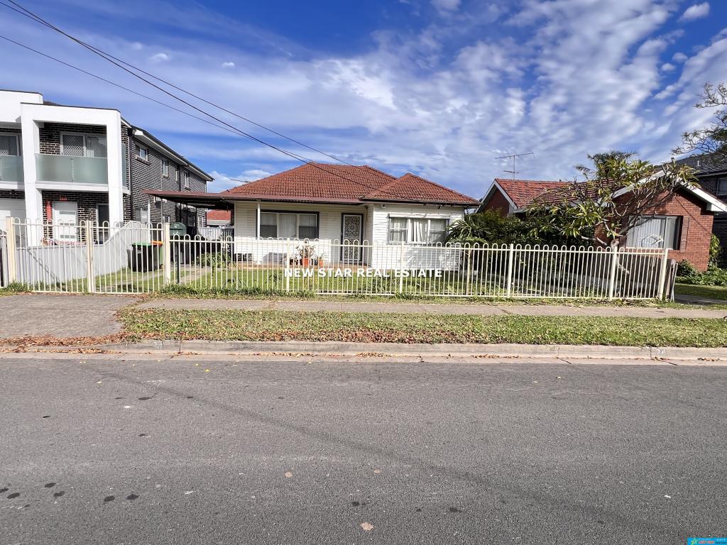 34 Margaret St, Fairfield West, NSW 2165