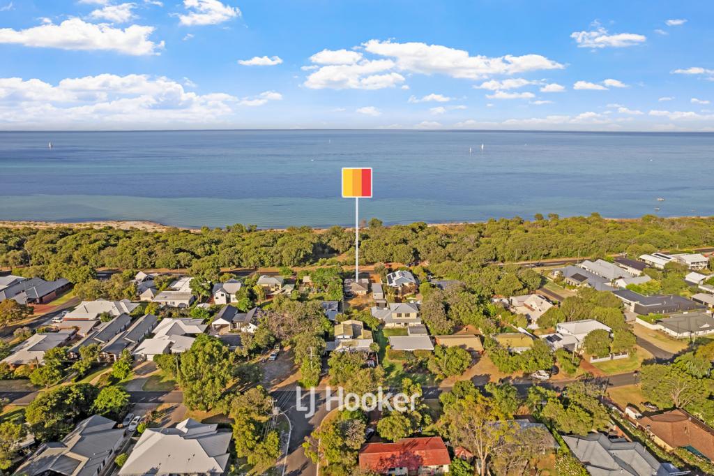 90 Geographe Bay Rd, Dunsborough, WA 6281