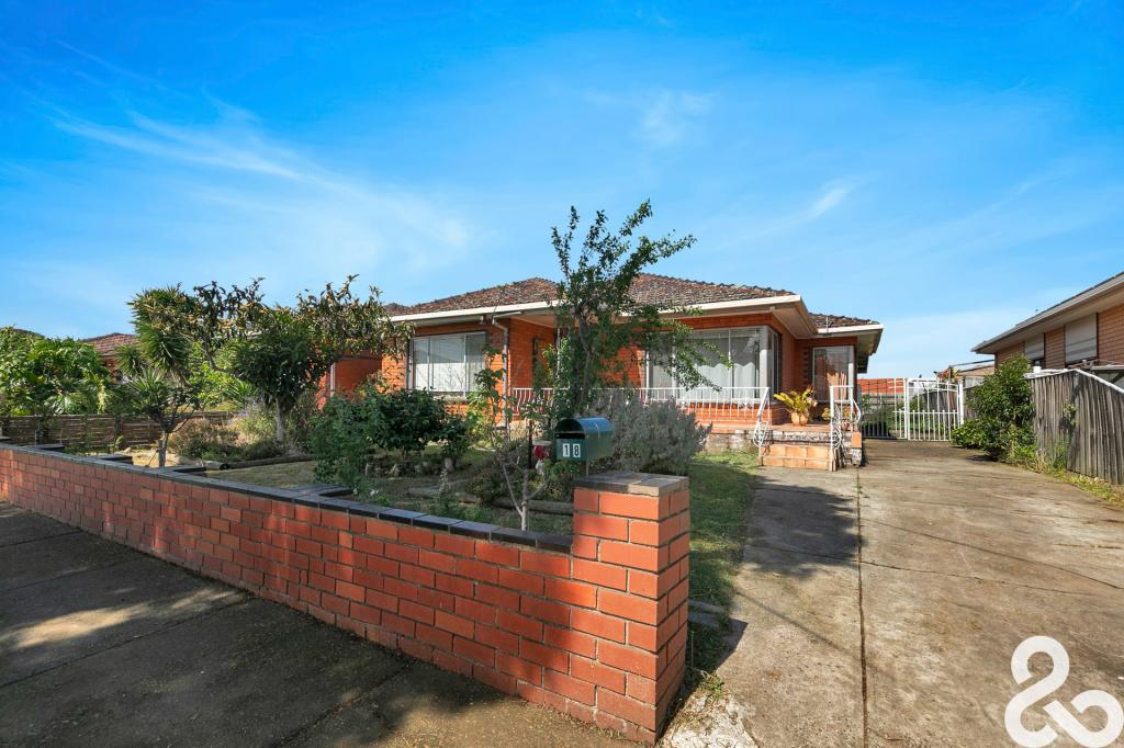 18 LEESON GR, LALOR, VIC 3075