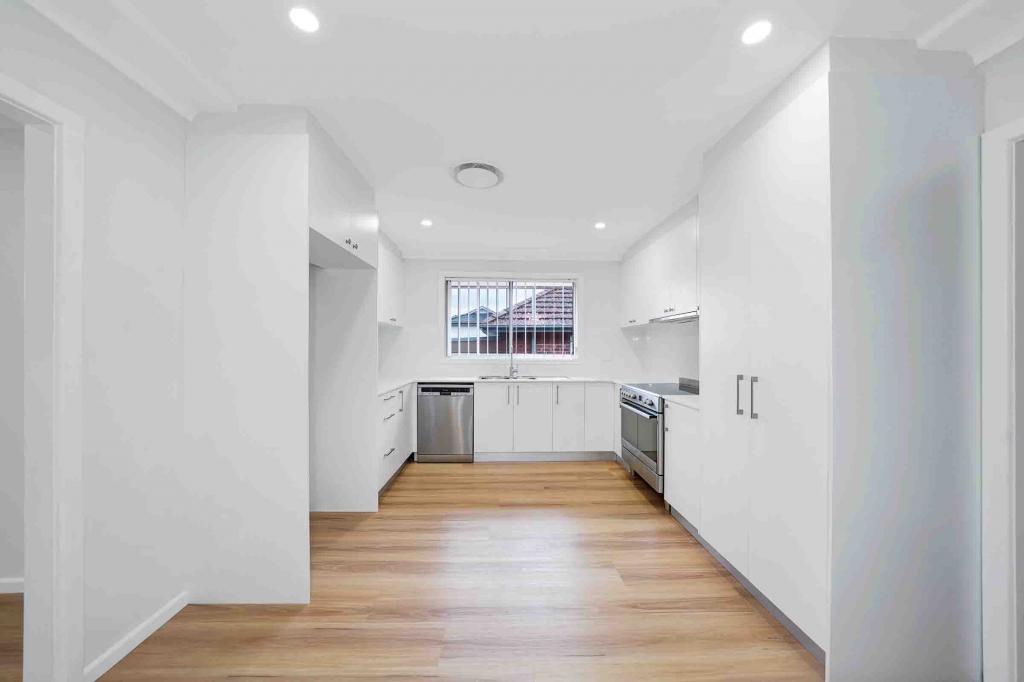 19 Michael Ave, Belfield, NSW 2191