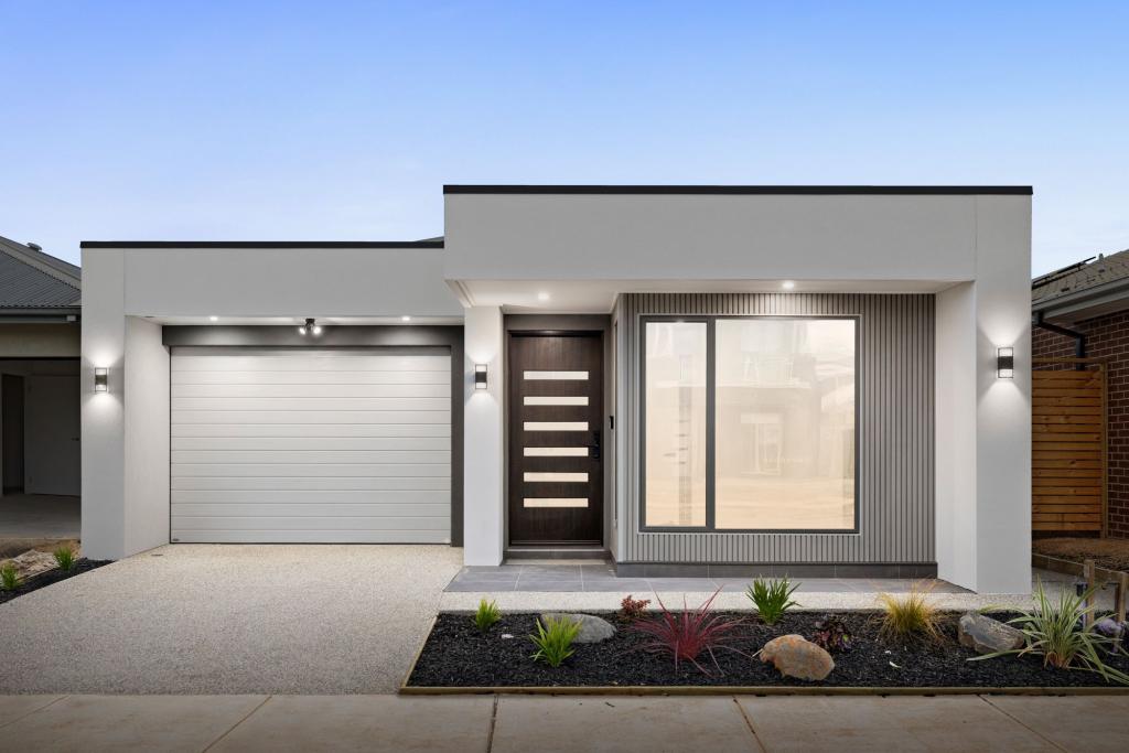 14 GLEAM ST, WERRIBEE, VIC 3030