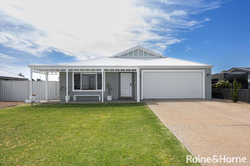 15 Prichard Pl, Lockhart, NSW 2656