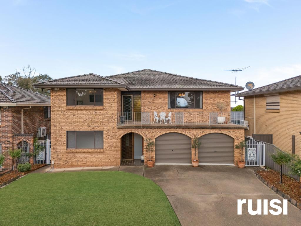 8 Nesbitt Pl, Prairiewood, NSW 2176