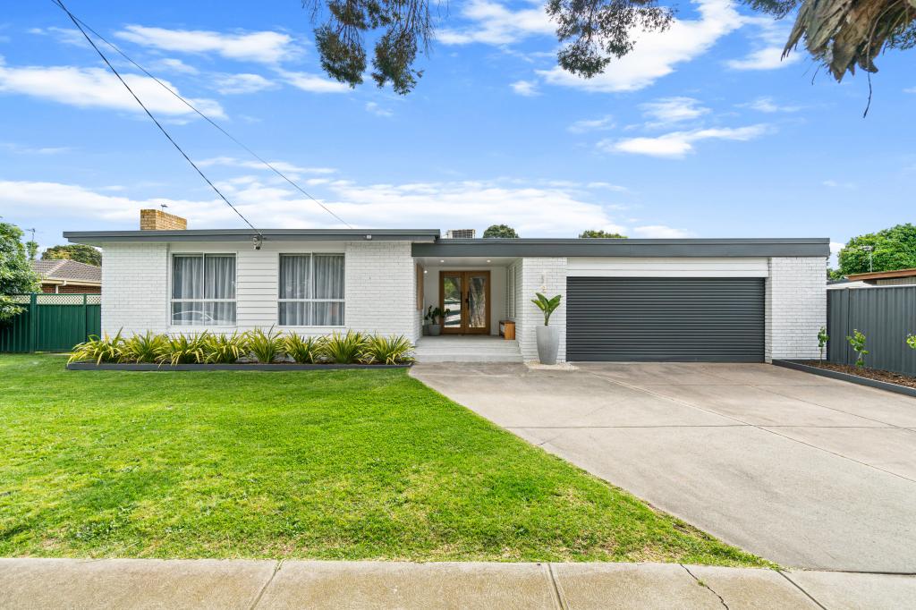 2 Sandra Ct, Sale, VIC 3850