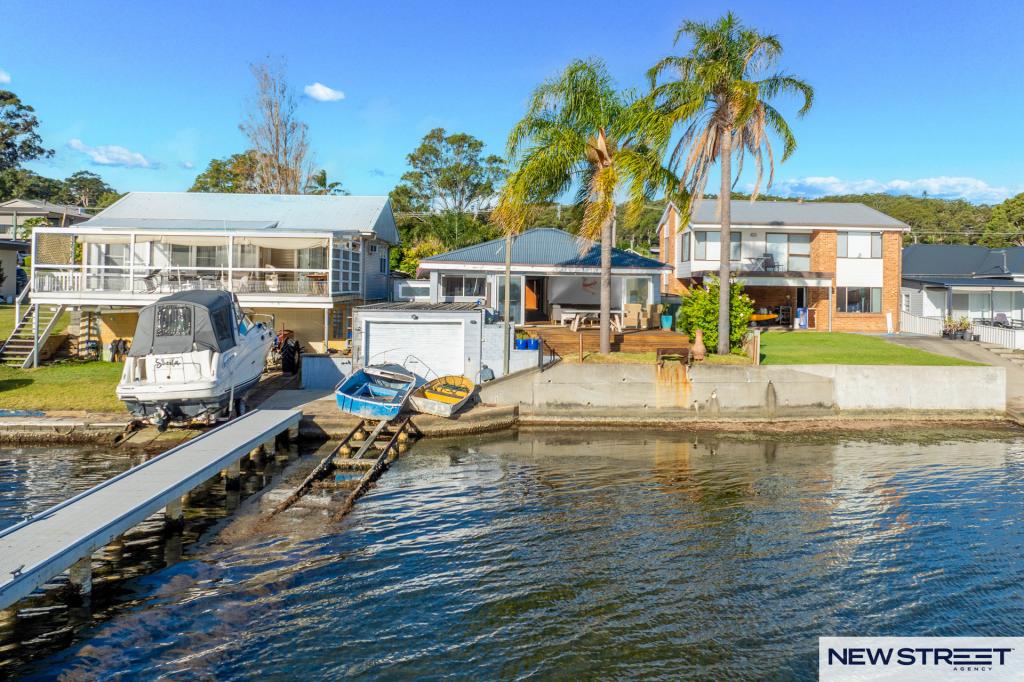 42 Marine Pde, Nords Wharf, NSW 2281