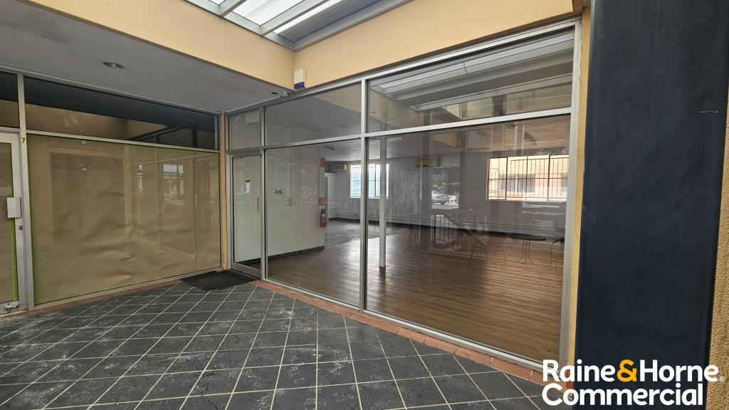 8/207 MOGGILL RD, TARINGA, QLD 4068