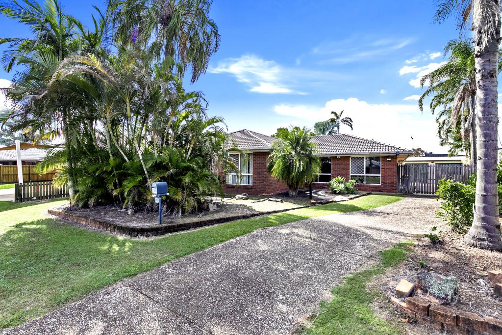 62 CEDAR CRES, KAWUNGAN, QLD 4655