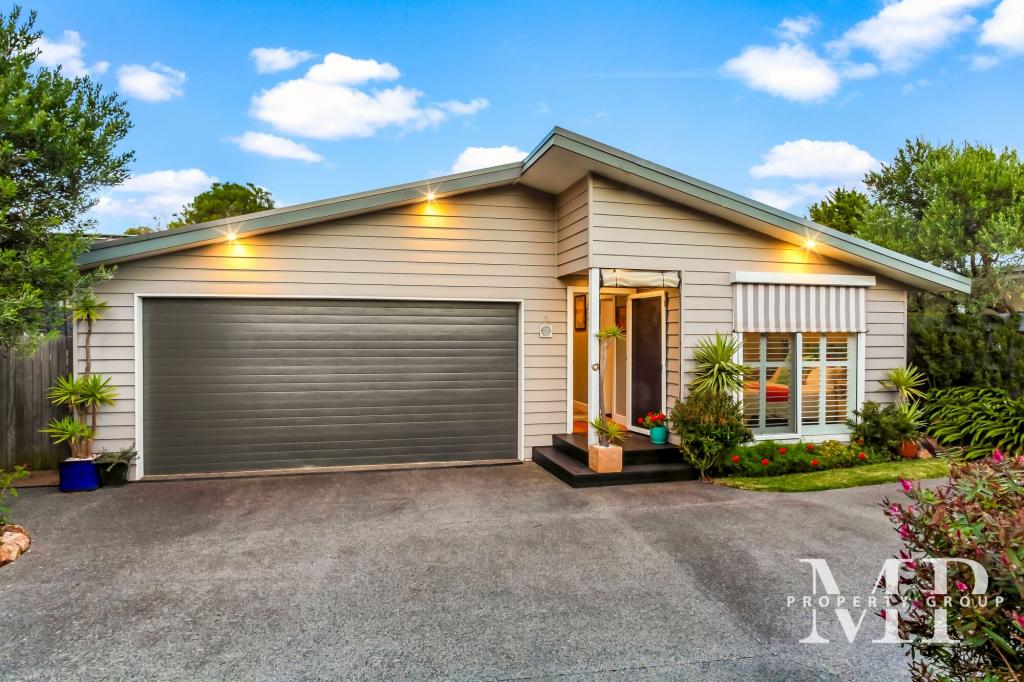 43 Fairhills Dr, Rye, VIC 3941