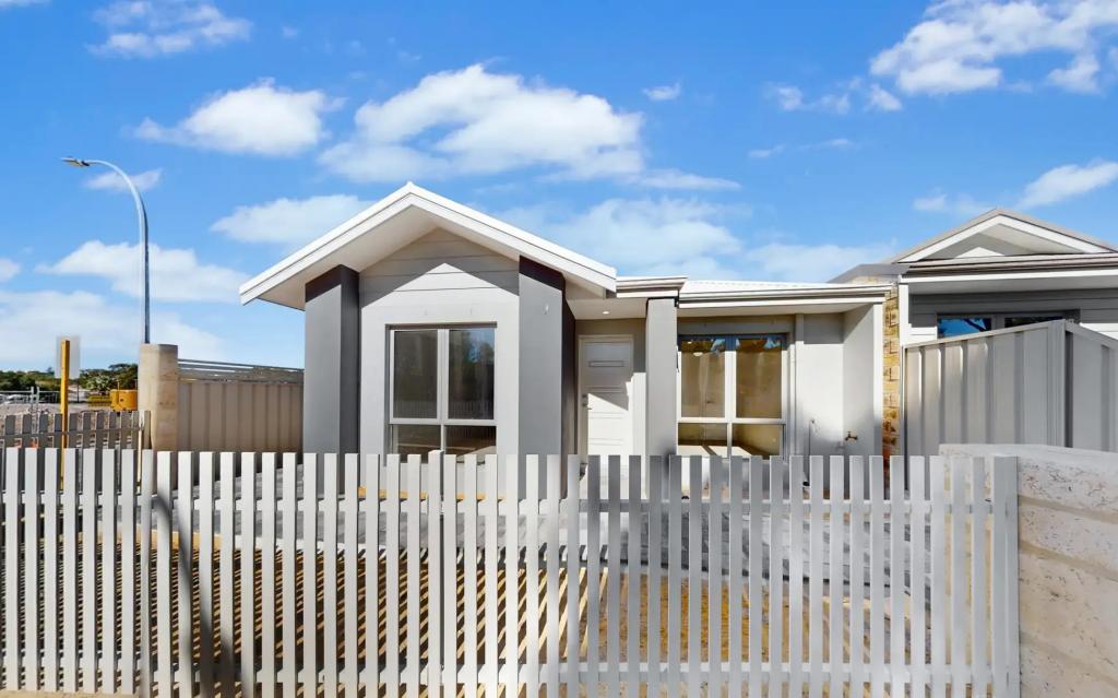 25 Barefoot Lane, Yanchep, WA 6035