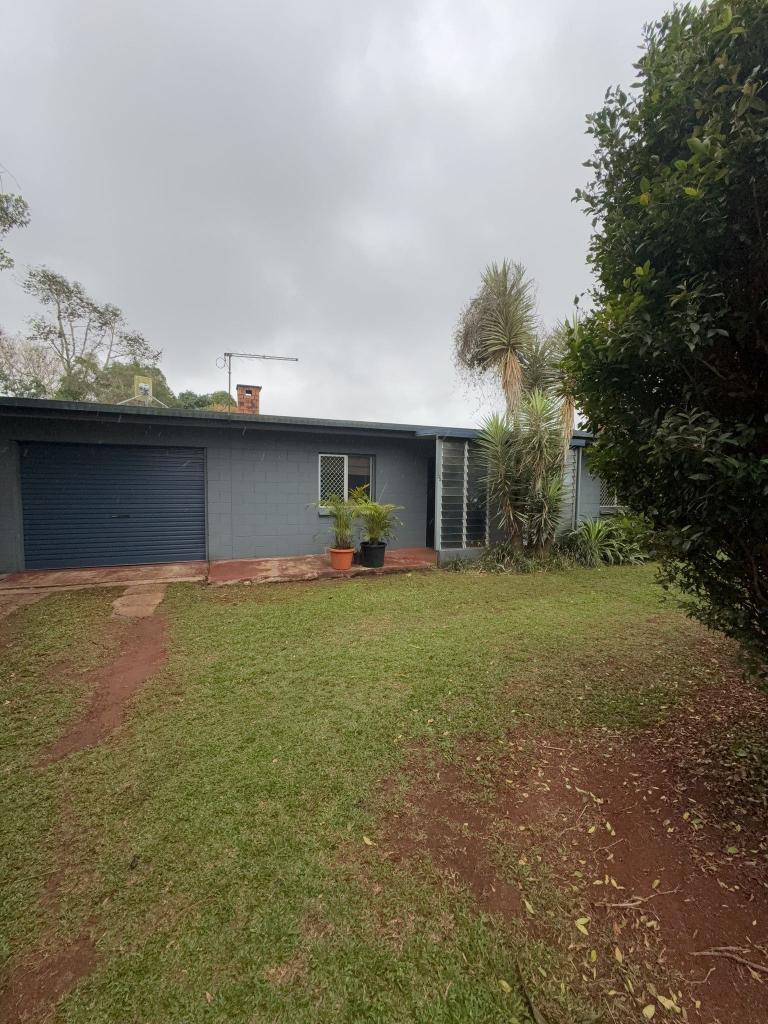 32 Irvine St, Kairi, QLD 4872