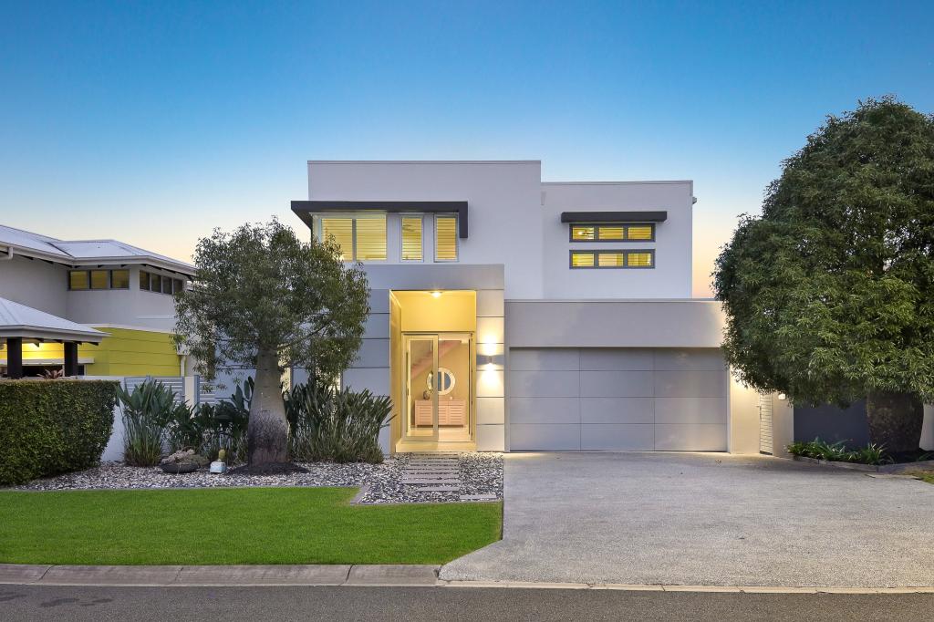 2016 The Boulevarde, Benowa, QLD 4217