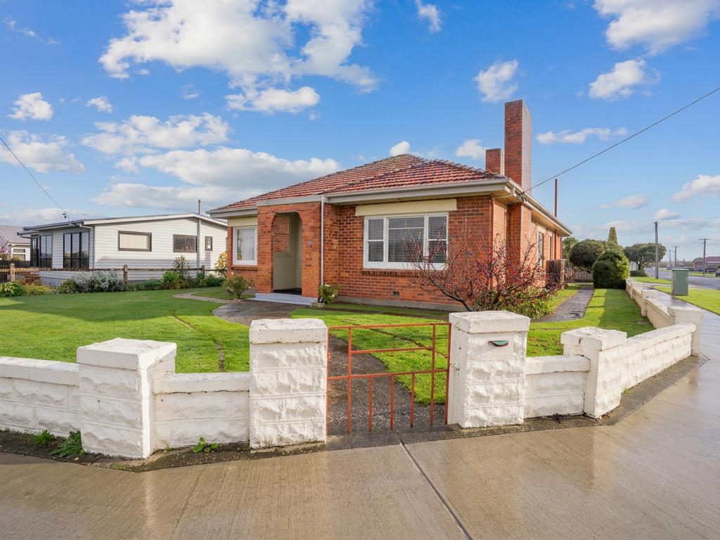 212 William St, Devonport, TAS 7310