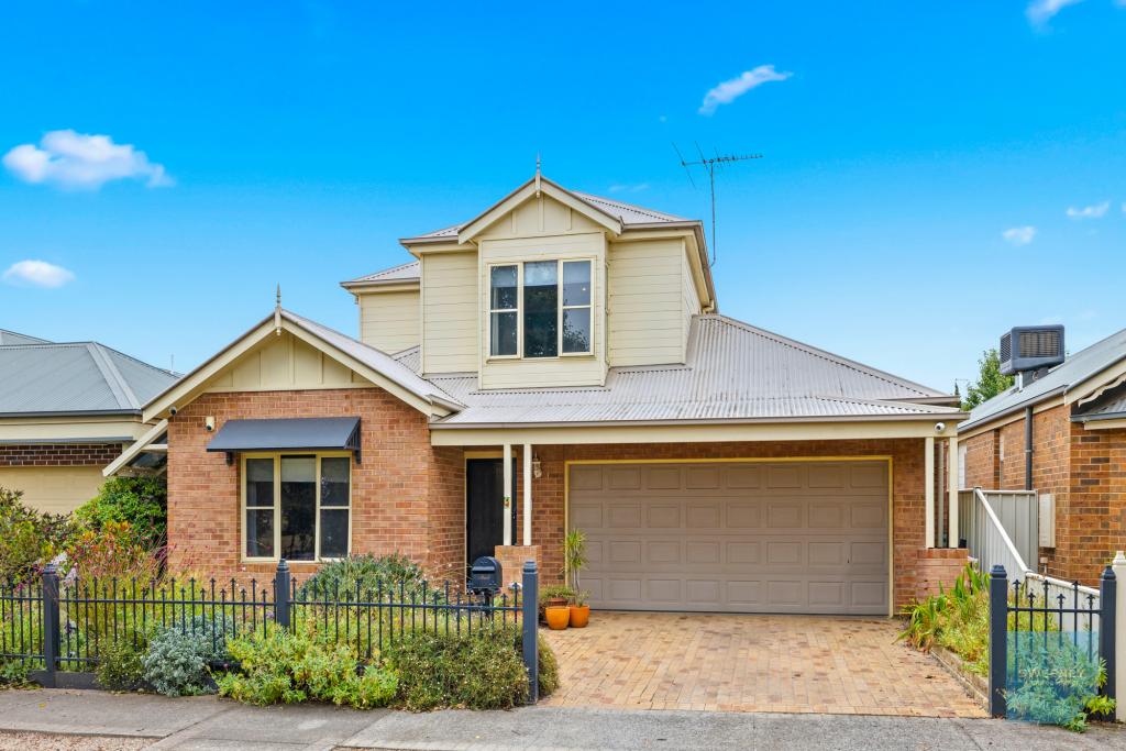 3 Copse Wood Bend, Caroline Springs, VIC 3023