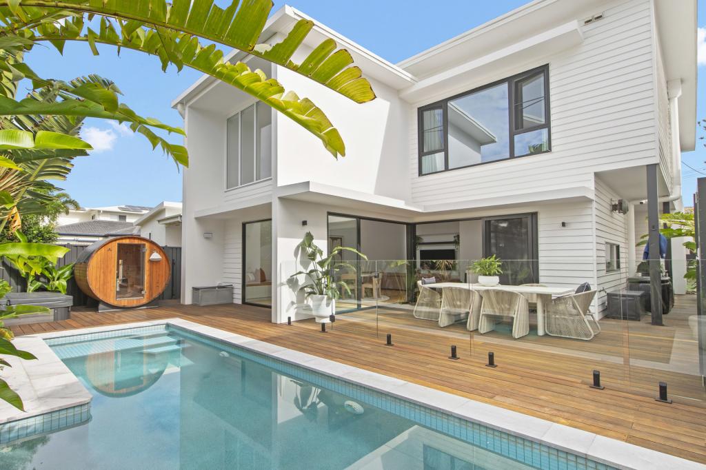 43 Petrel Ave, Mermaid Beach, QLD 4218