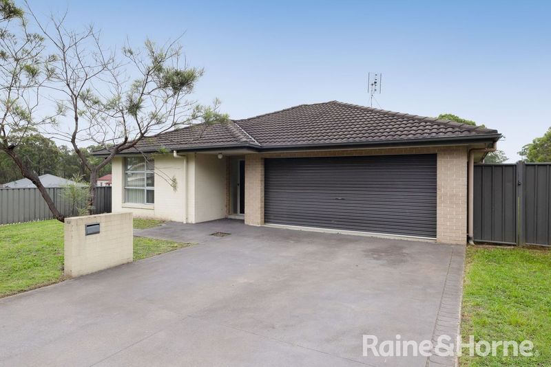 12 FINCH CL, CESSNOCK, NSW 2325