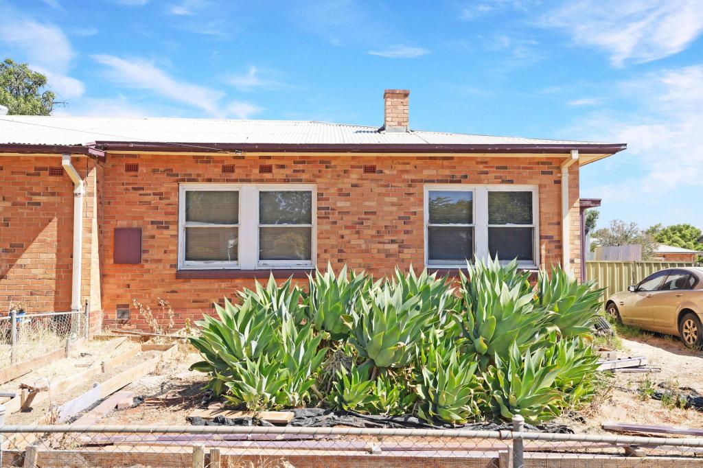 18 Midlow Rd, Elizabeth Downs, SA 5113