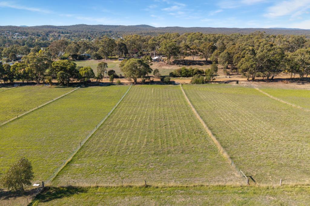 36 Dann St, Campbells Creek, VIC 3451