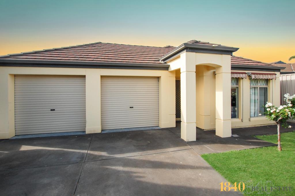 3 BRAMPTON CT, HALLETT COVE, SA 5158