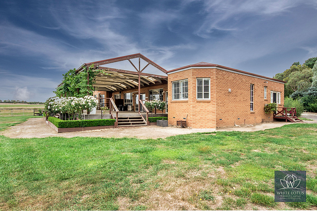 1048 Egerton-Bungeeltap Rd, Mount Wallace, VIC 3342