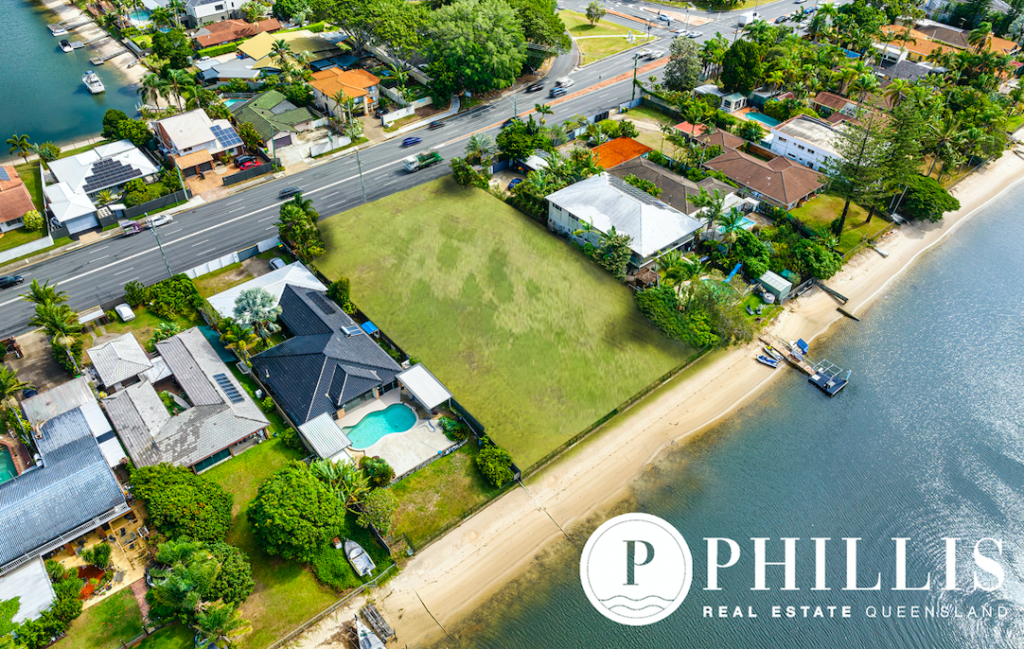 43 SOUTHPORT BURLEIGH ROAD, BROADBEACH WATERS, QLD 4218