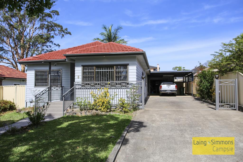 8 Sylvanus St, Greenacre, NSW 2190